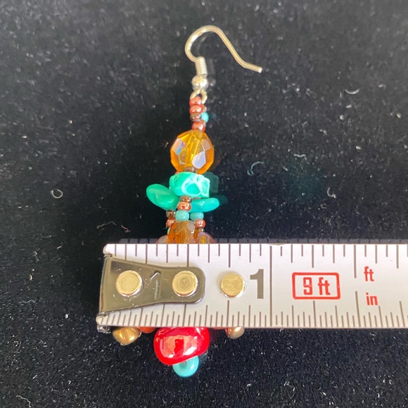 π$3 bundled - 4 Pairs of Dangle Earrings - Picture 2 of 9